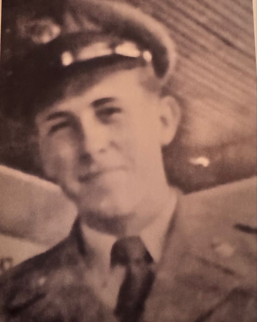 Gordon Ross Nixon Profile Photo
