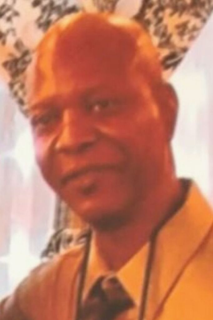 Robert Lindell Anderson Profile Photo