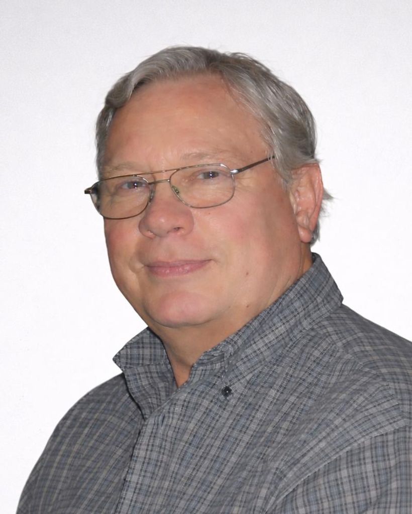 Dr. Robert Hooke Profile Photo