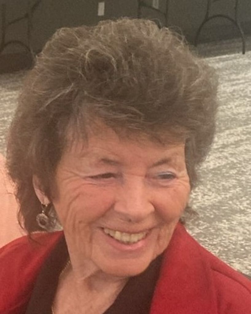 Sandra Elaine Riviezzo Profile Photo