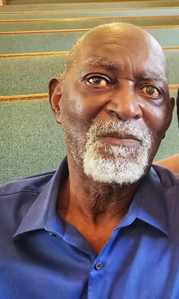 Robert Lee Robertson,  Sr.   "Boot"