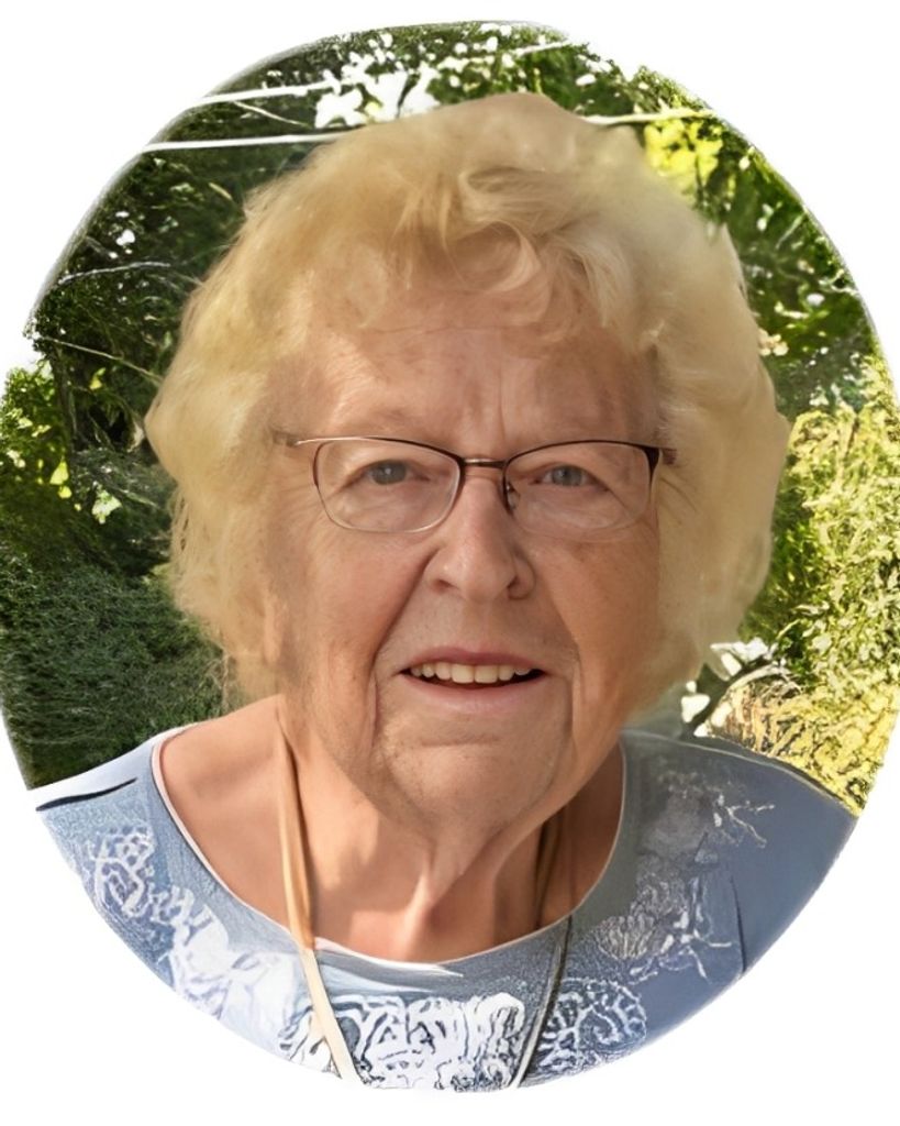 Doris M Maas