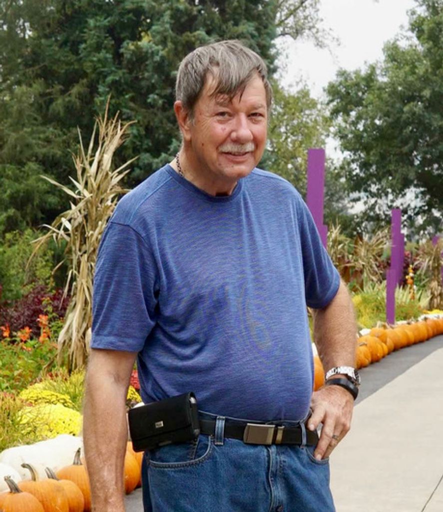 Richard Howard Davidson, Jr. Profile Photo