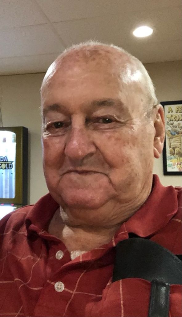 Lloyd E. Ayres Profile Photo