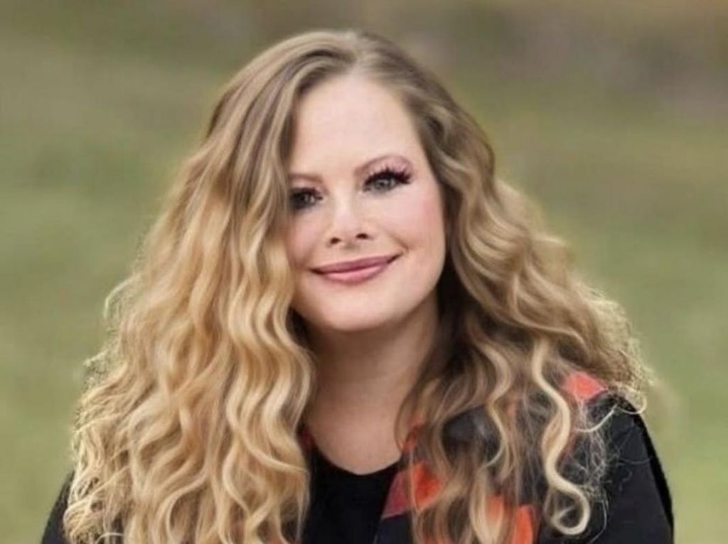 Dustee Anna Edwards Profile Photo