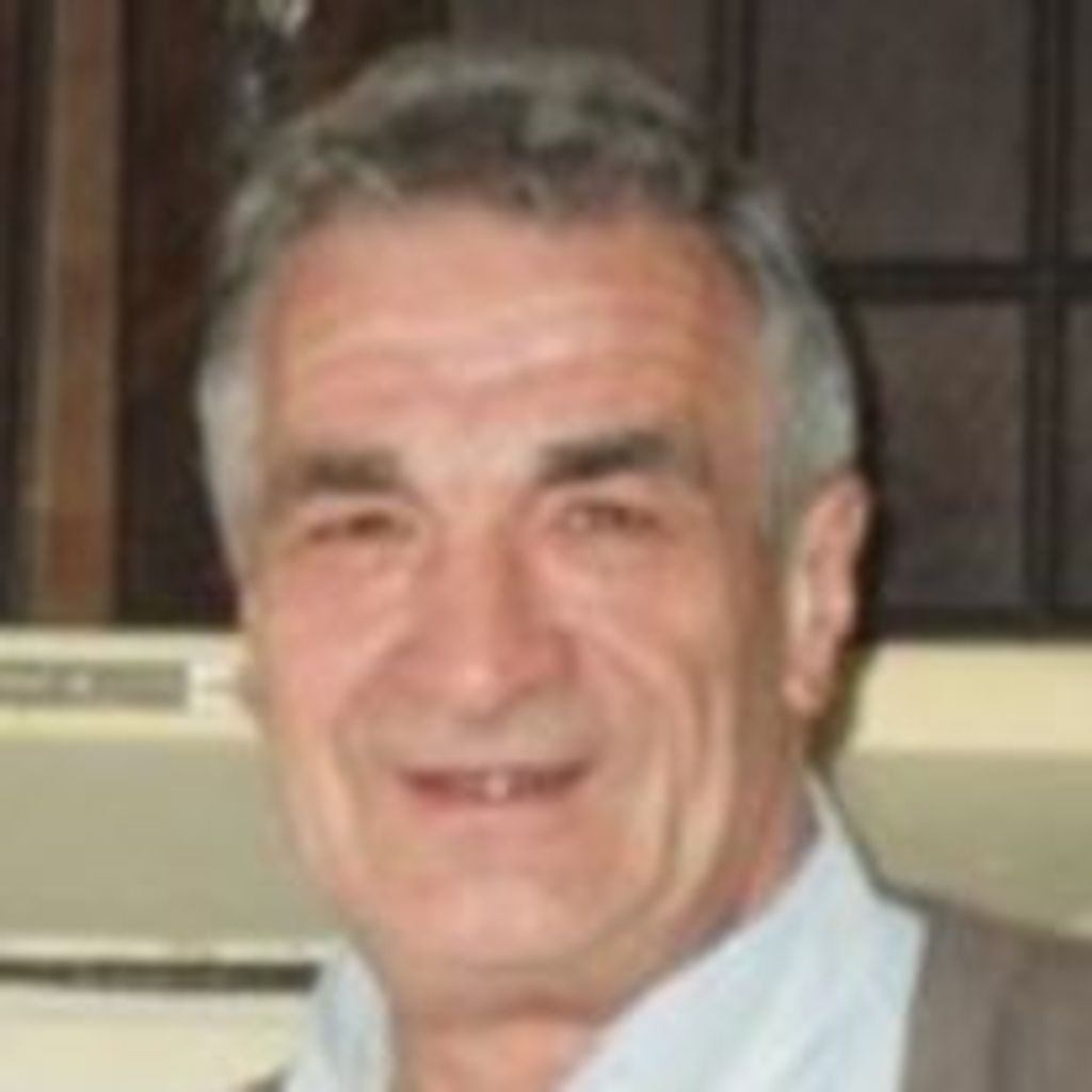 Stephen Handra