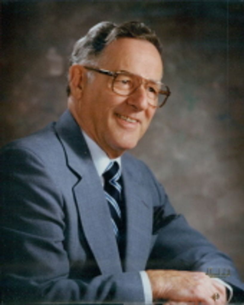 Leo H Montminy