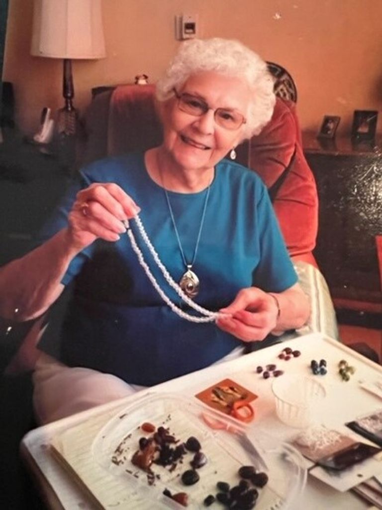 Mary Elena Oliver Isbell