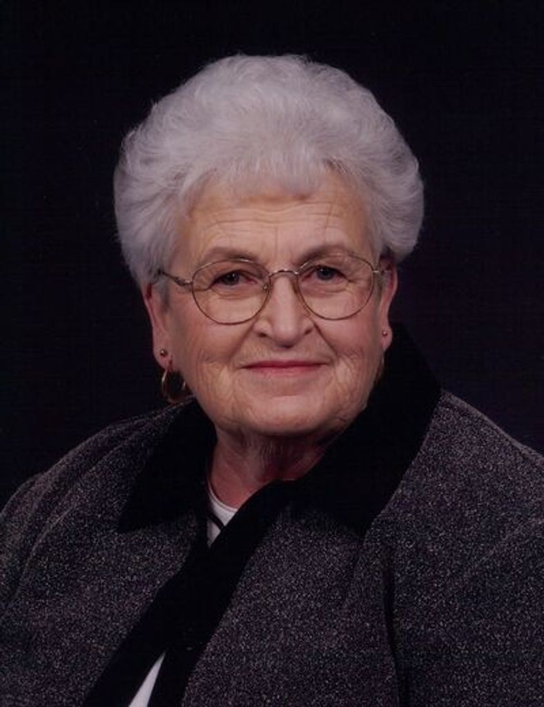 Johanna E. 'Oma' Henry Profile Photo