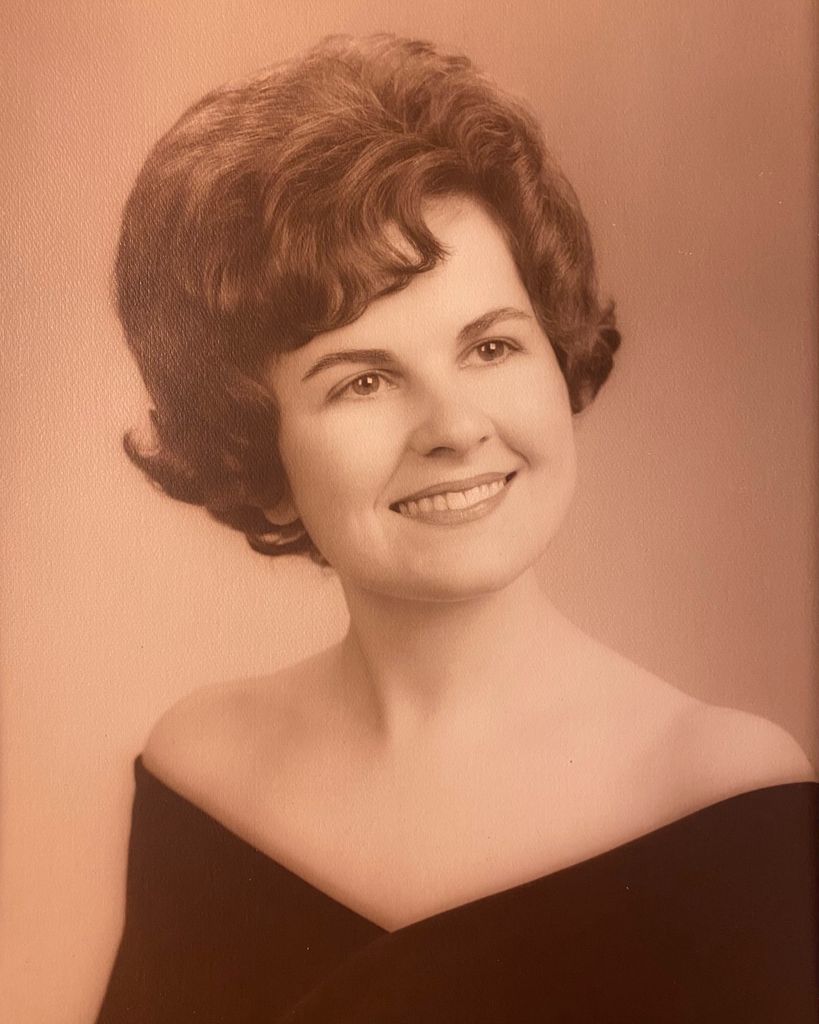 Maureen MacDonald Profile Photo