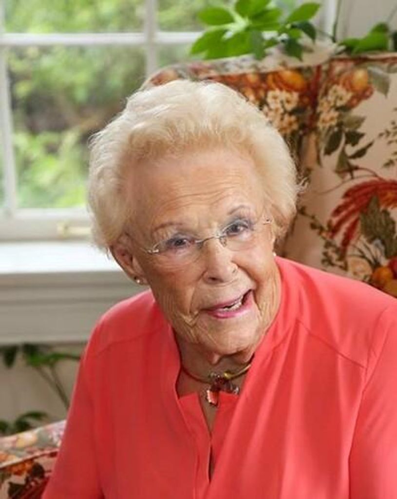 Evelyn B (Losen) Hayes Profile Photo