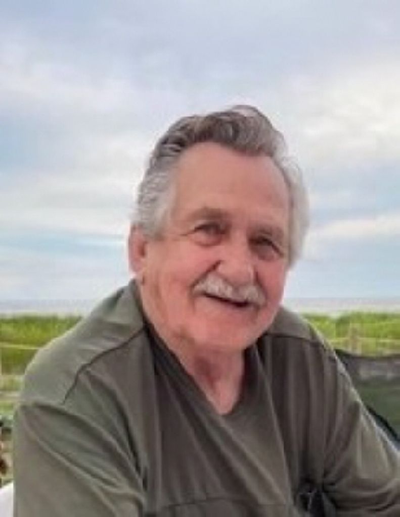 Louis Daniel Driver Profile Photo