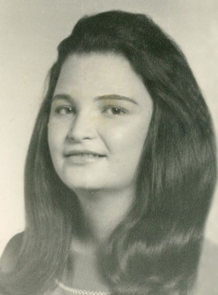 Teresa Farris Galban Profile Photo