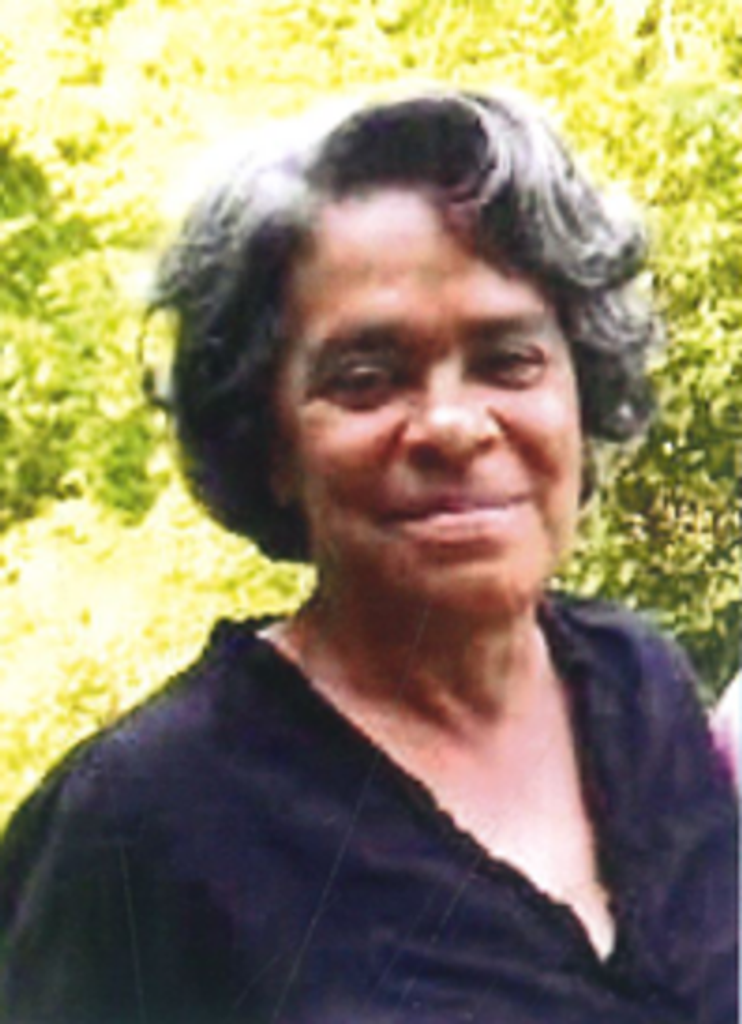 Elouise Carlton Profile Photo