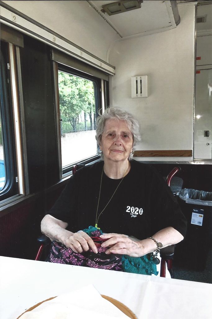 Mary Lou Parker Profile Photo