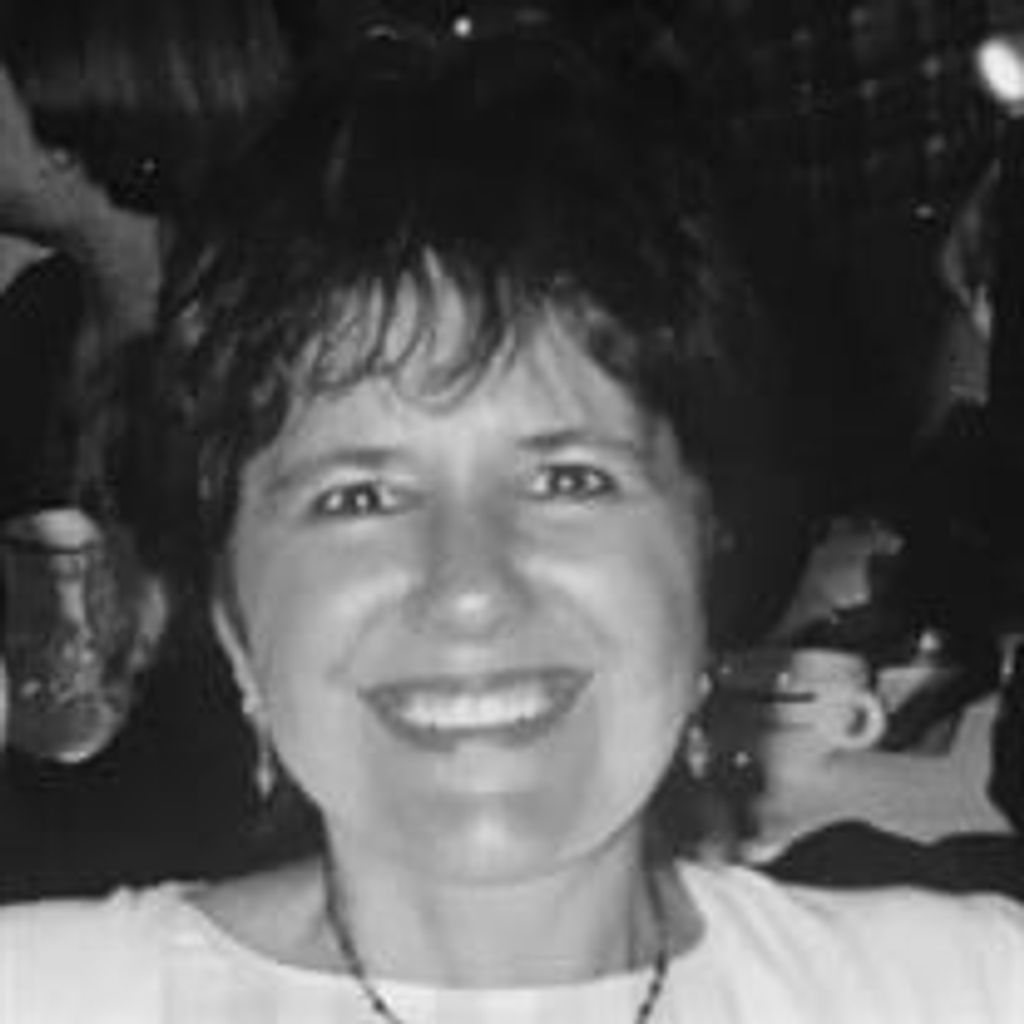 Jacqualine "Jacquie" Guest