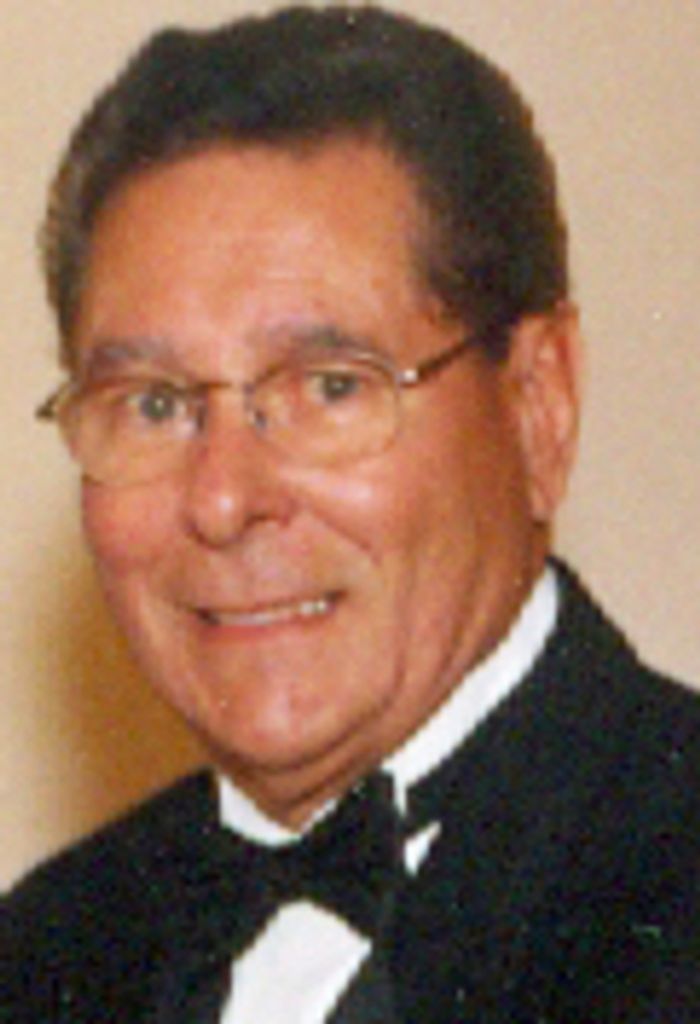 Roberto Gil Profile Photo