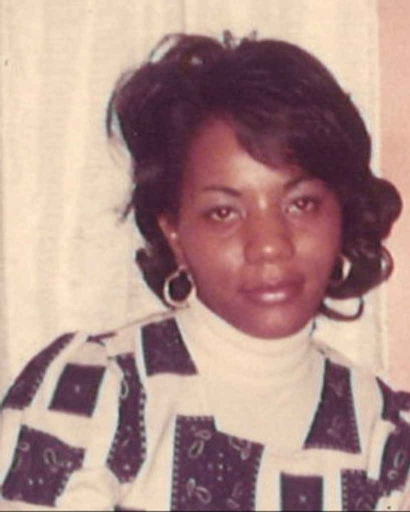Carolyn Robinson Profile Photo