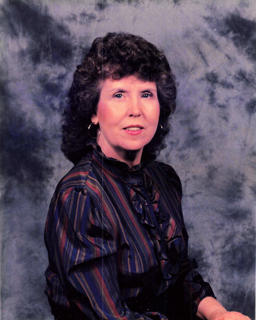 Lenora Cummins