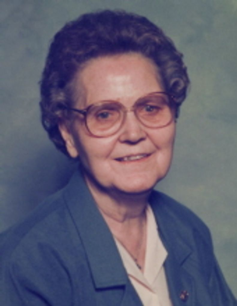 Polly Palmer
