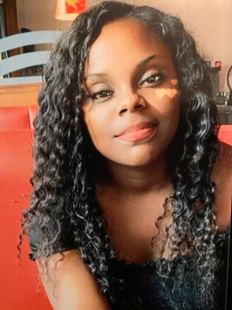 Ashanti Mazwell Dixon