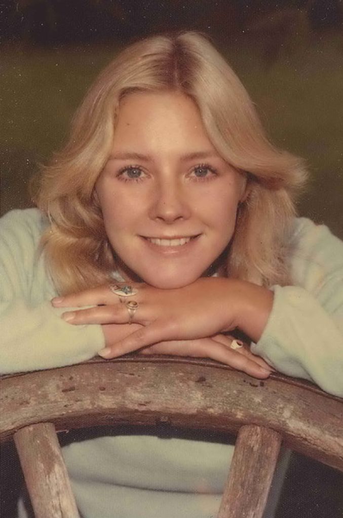 Becky Holt Profile Photo