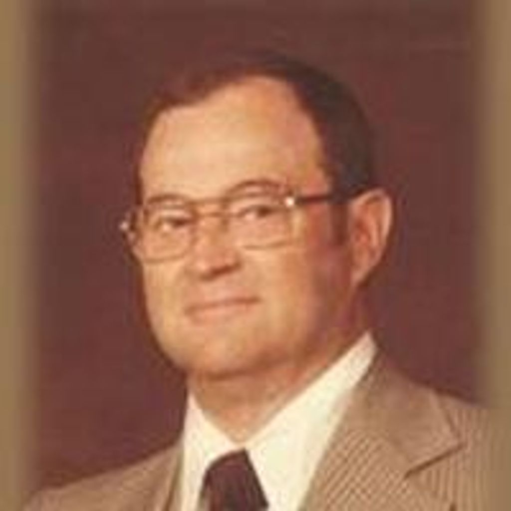 Robert  W. Huntington