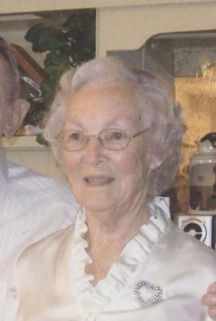Russell, Mertis Maxine