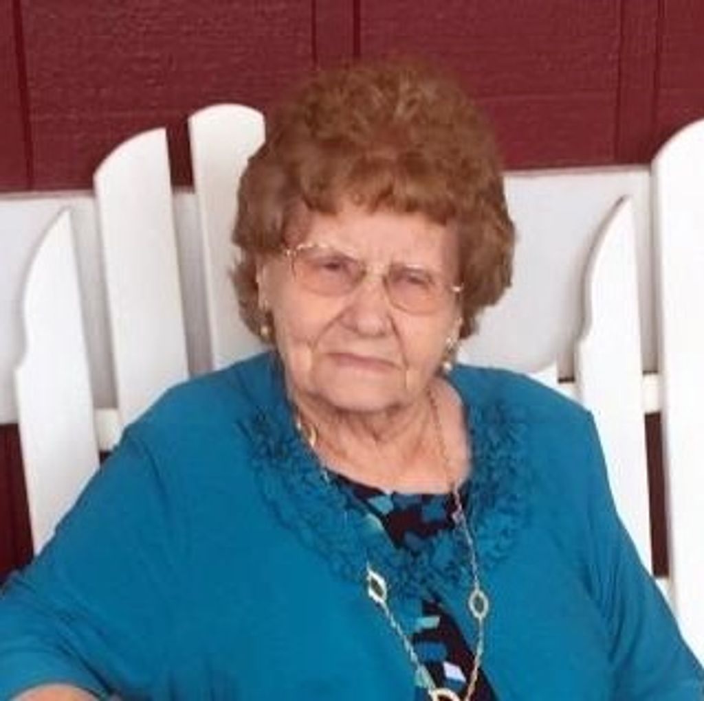 Lois Smith Profile Photo