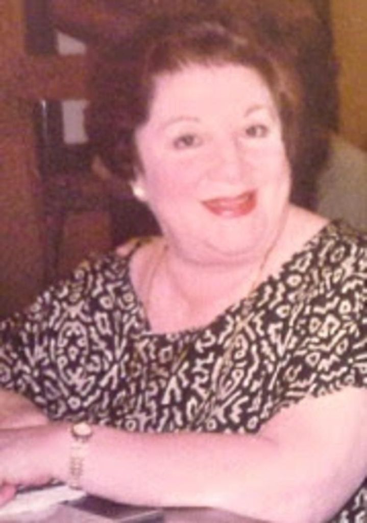 Elisa Nova Benavides