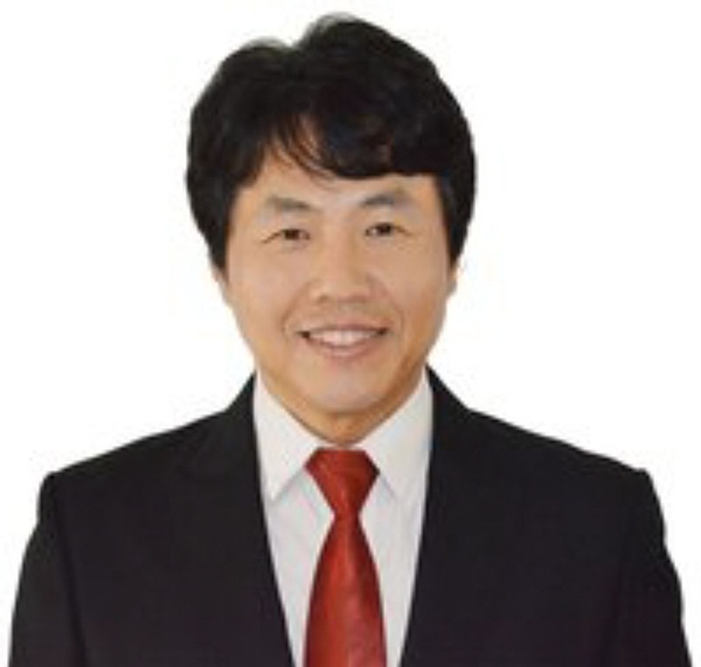 Young Heo Profile Photo