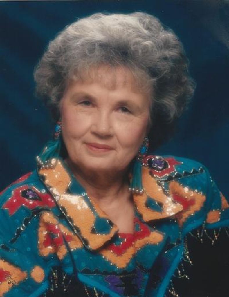 Teckla Eva Wisnieske Profile Photo