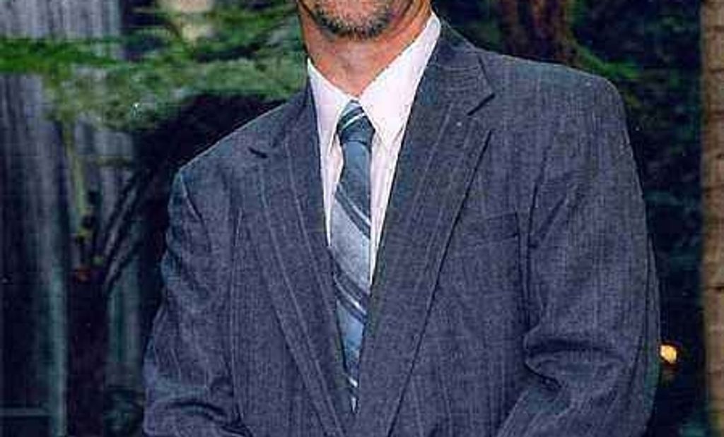Robert  Broyles