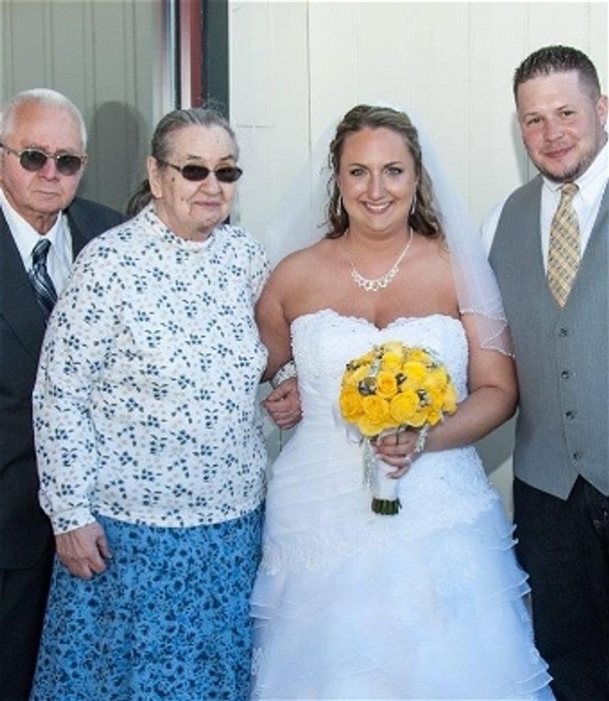 Dorothy L Burkholder