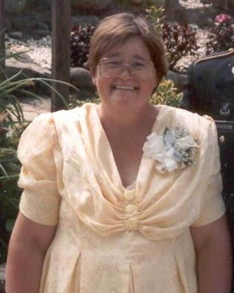 Ellen Mahuron Profile Photo