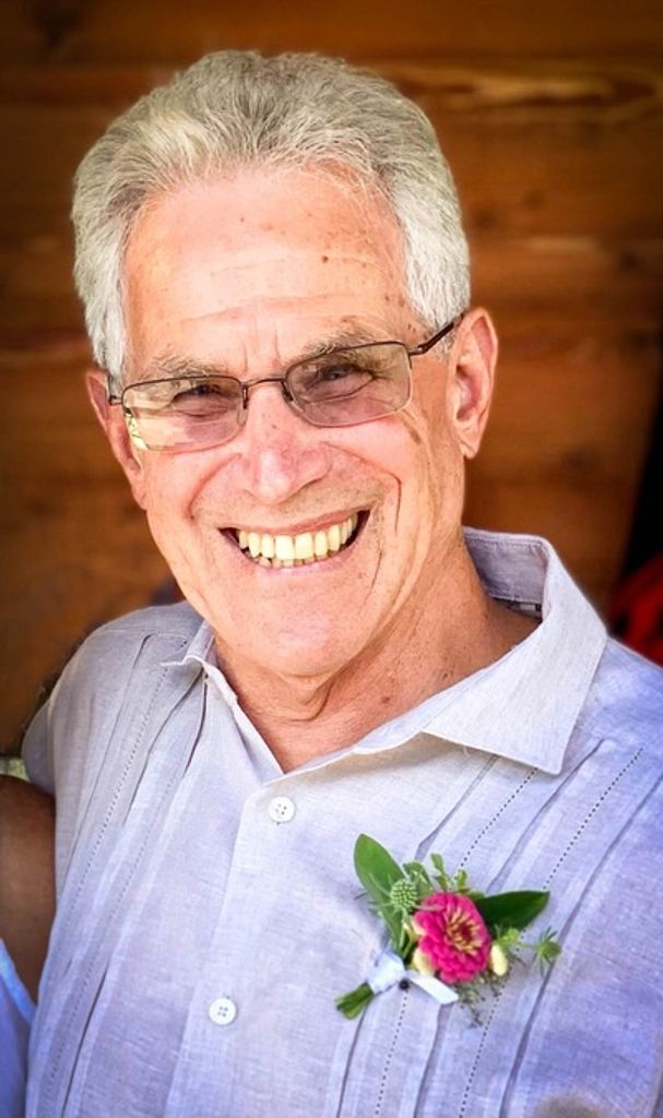 Robert Saunders Profile Photo