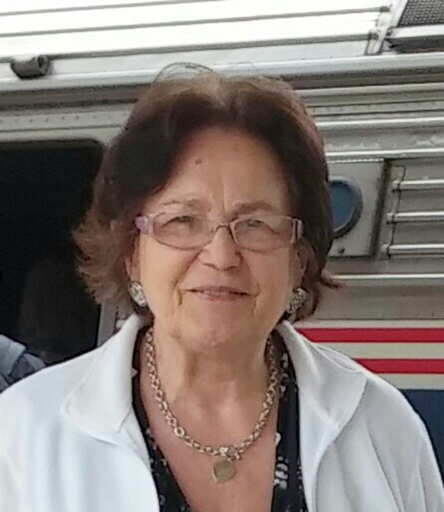 Gundela "Gundi" B. Maris