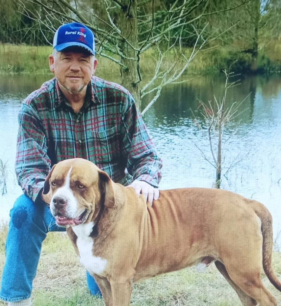 Chester "Chuck" Huddleston