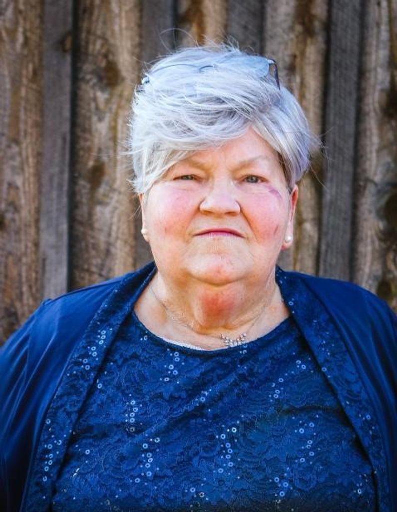 Renee Roseberry Profile Photo