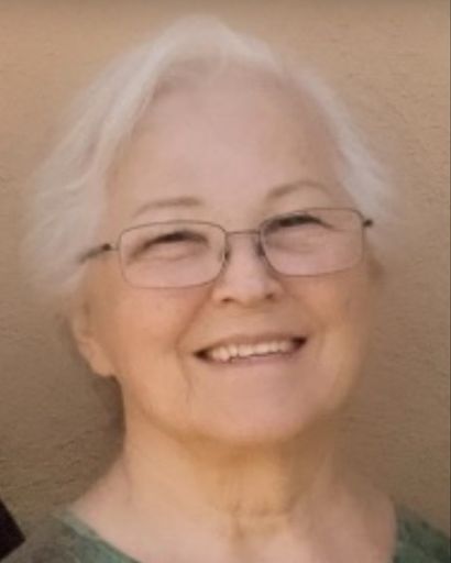 Luda Gallegos's obituary image