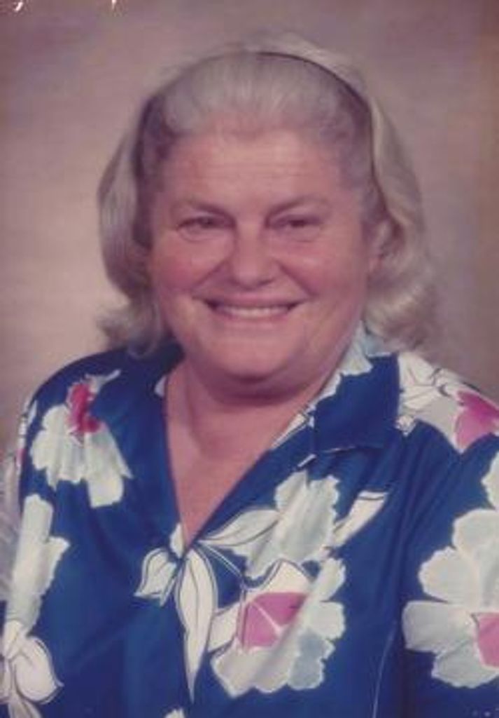 Goldie Obenoskey Profile Photo