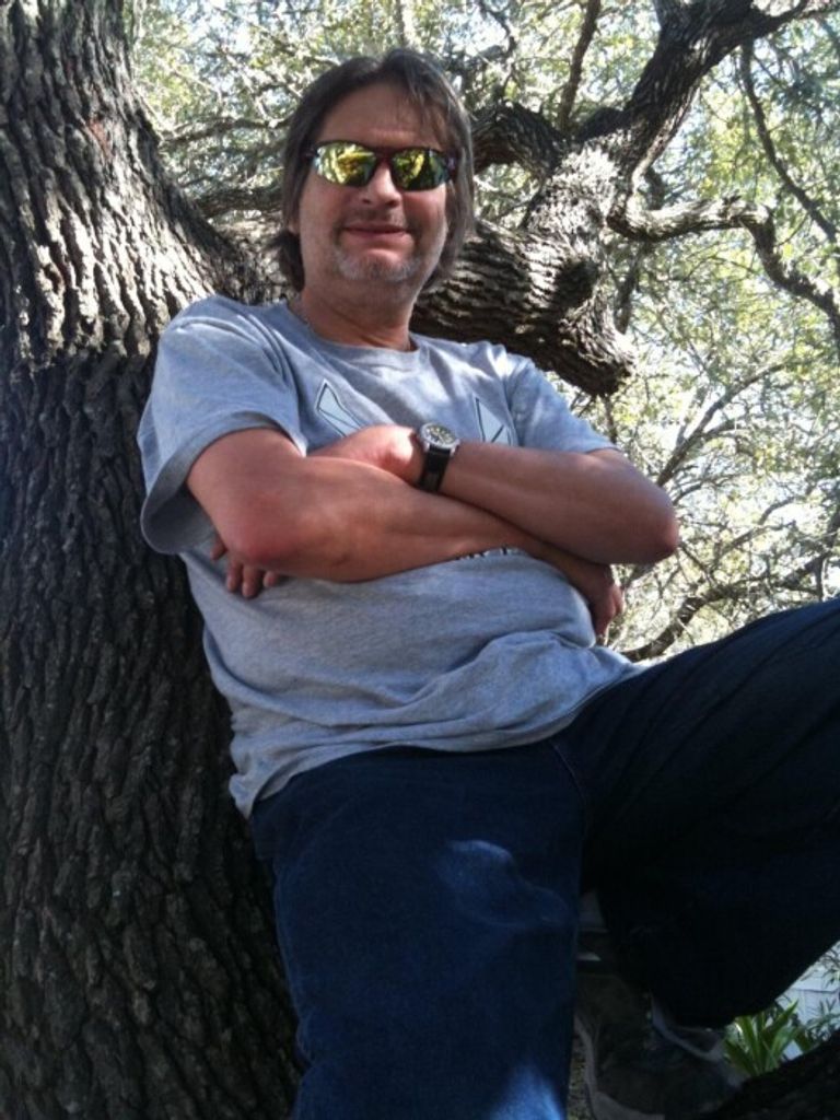 Michael Pfliiger