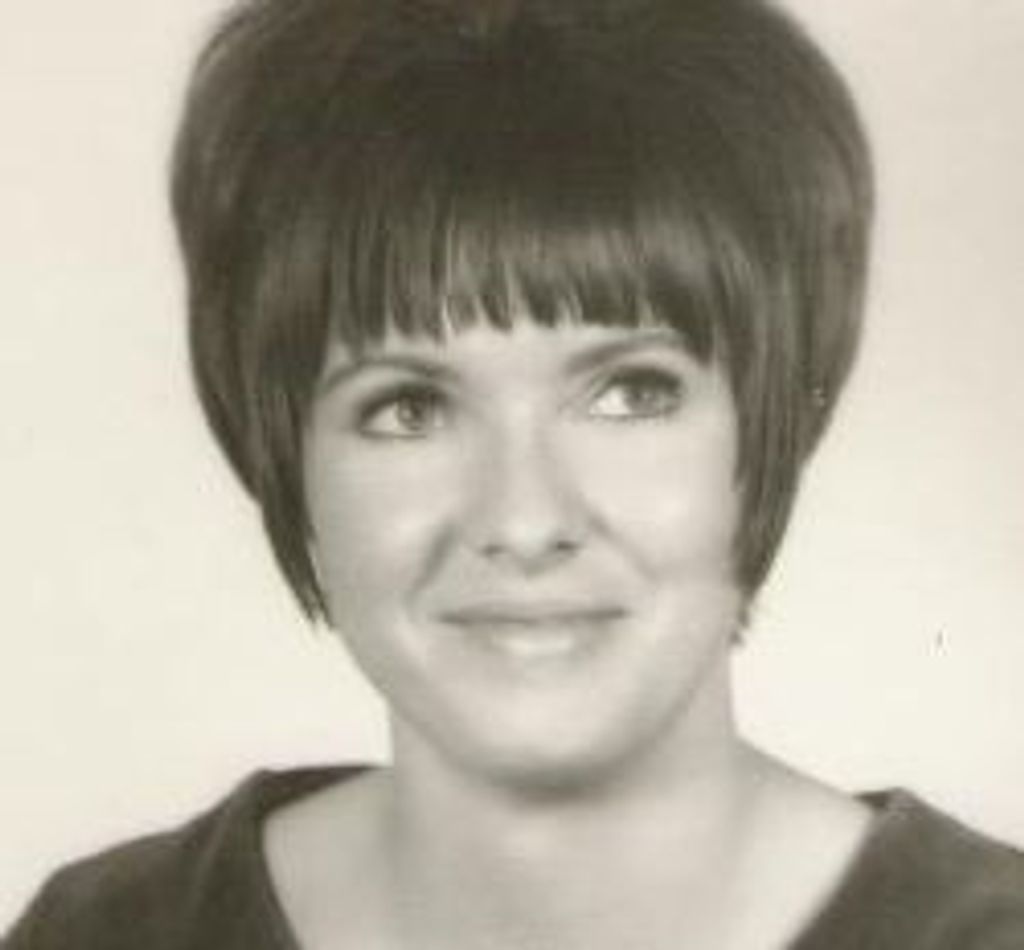 Emma Douthey