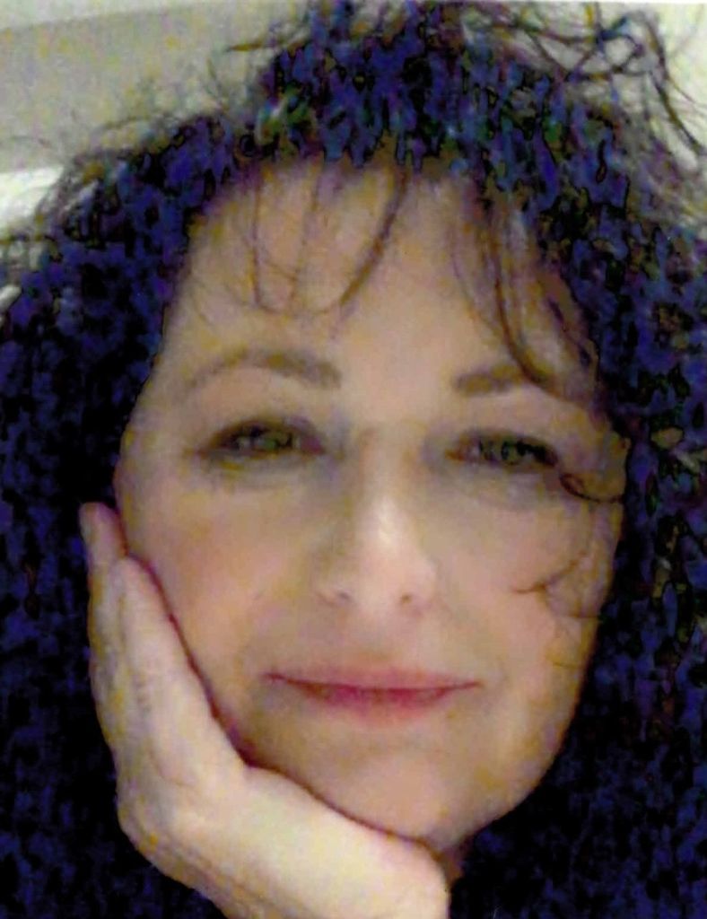 Stephanie Cardoso Profile Photo