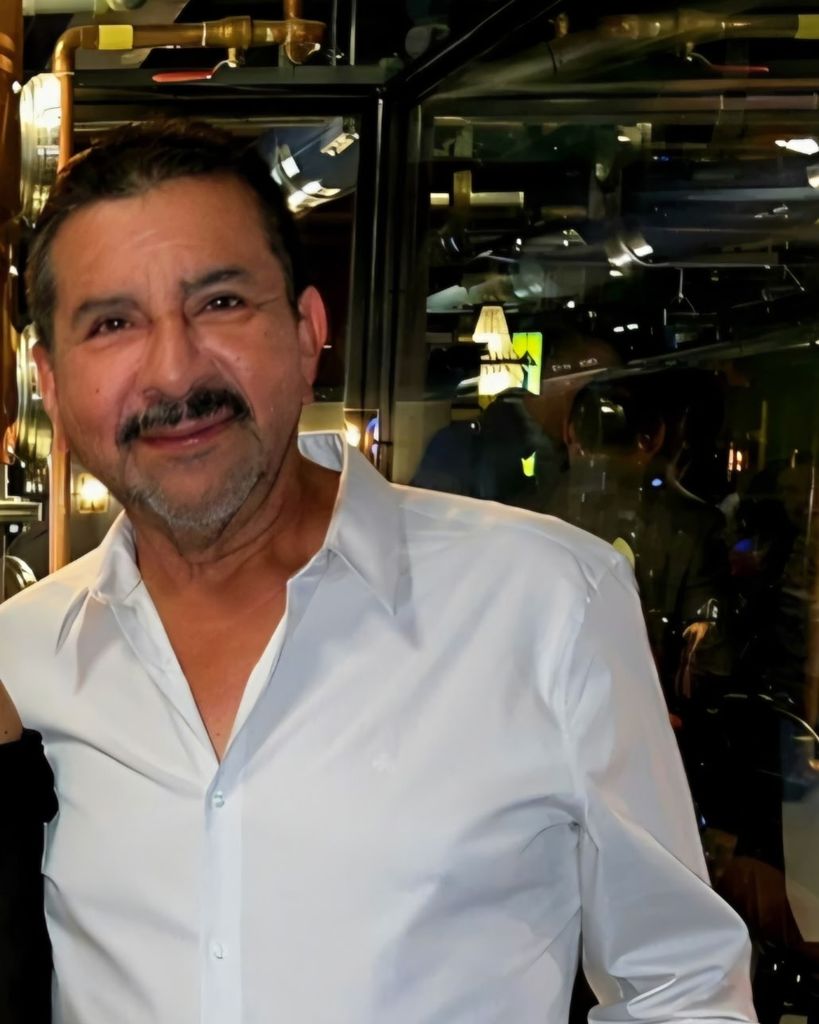 Enrique Mendoza Lopez Profile Photo