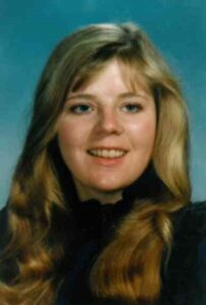 Shelly Davis Knuppel