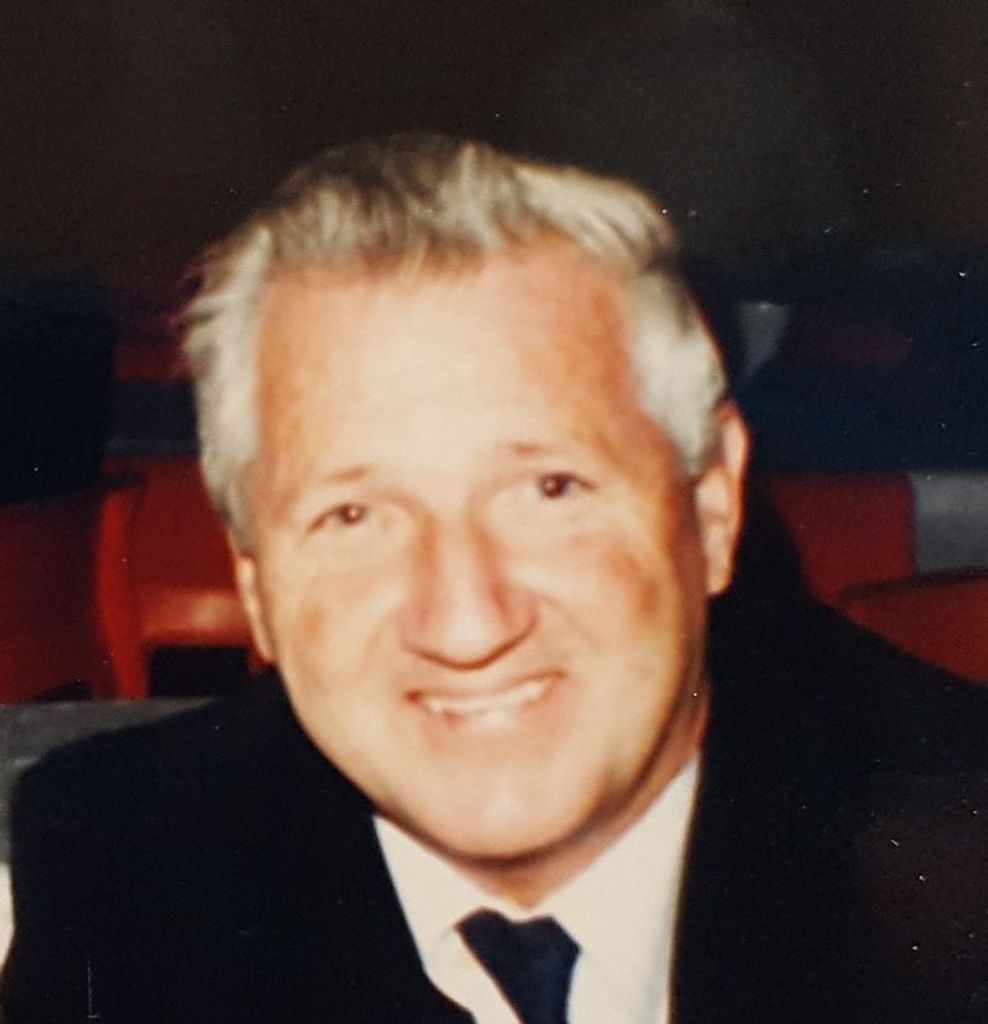 Howard J. Mills Profile Photo
