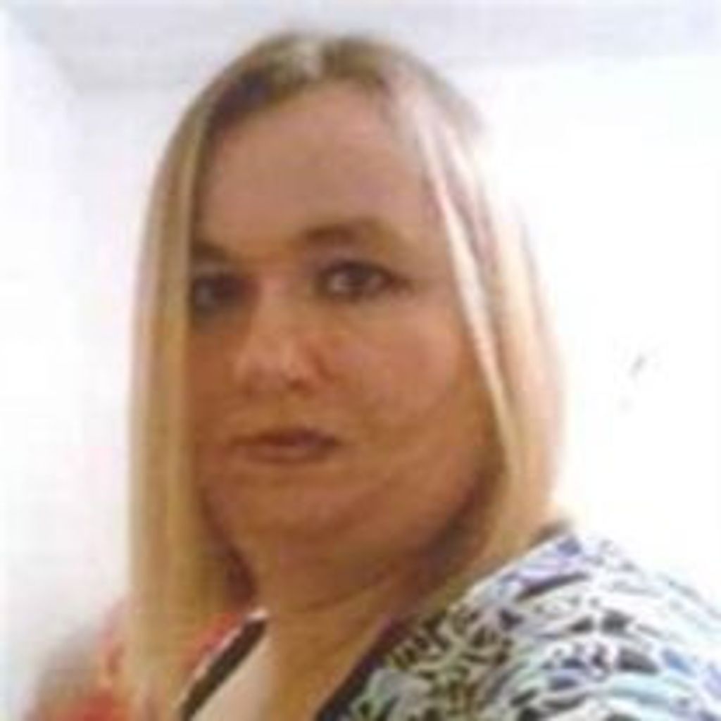 Maureen P Quigg