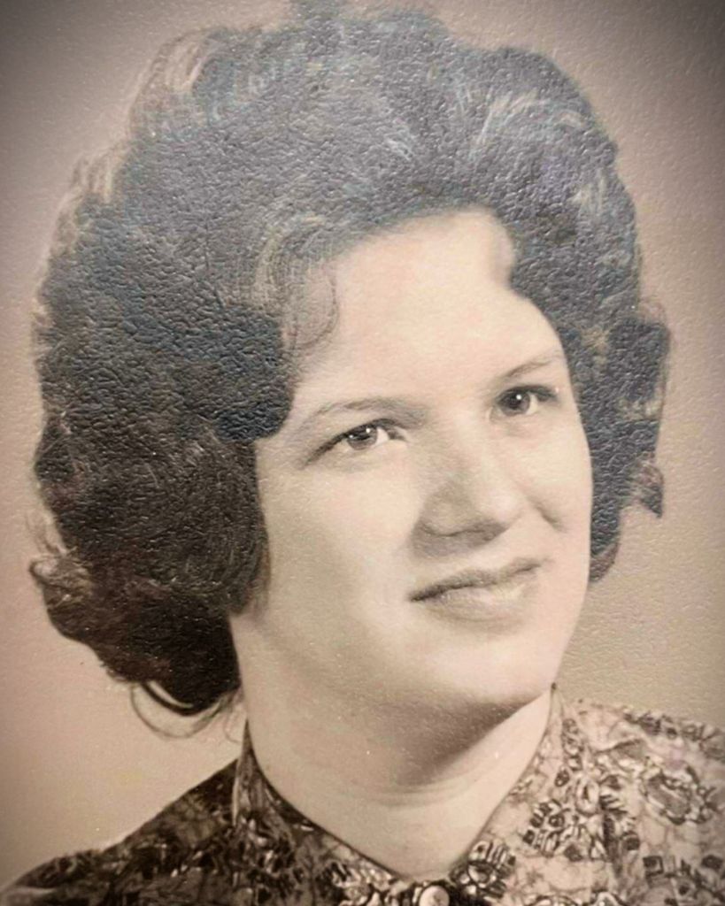 Dona Lou Vincent Profile Photo