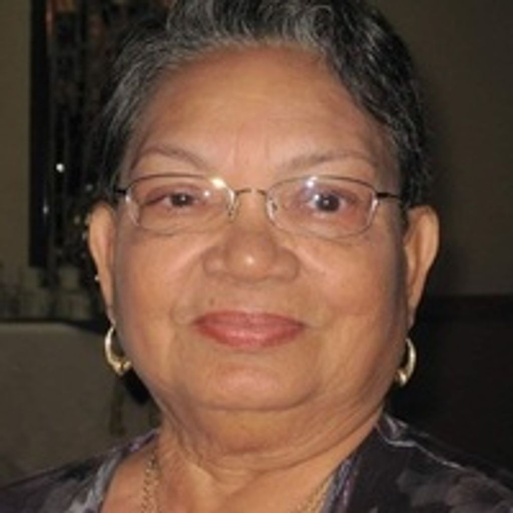 Pearl Sinclair Profile Photo